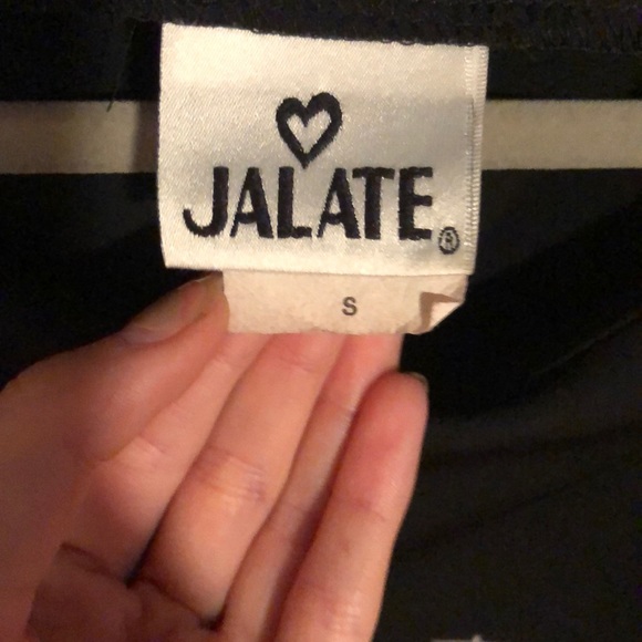 Jalate black dress with white flowers. - Picture 4 of 4